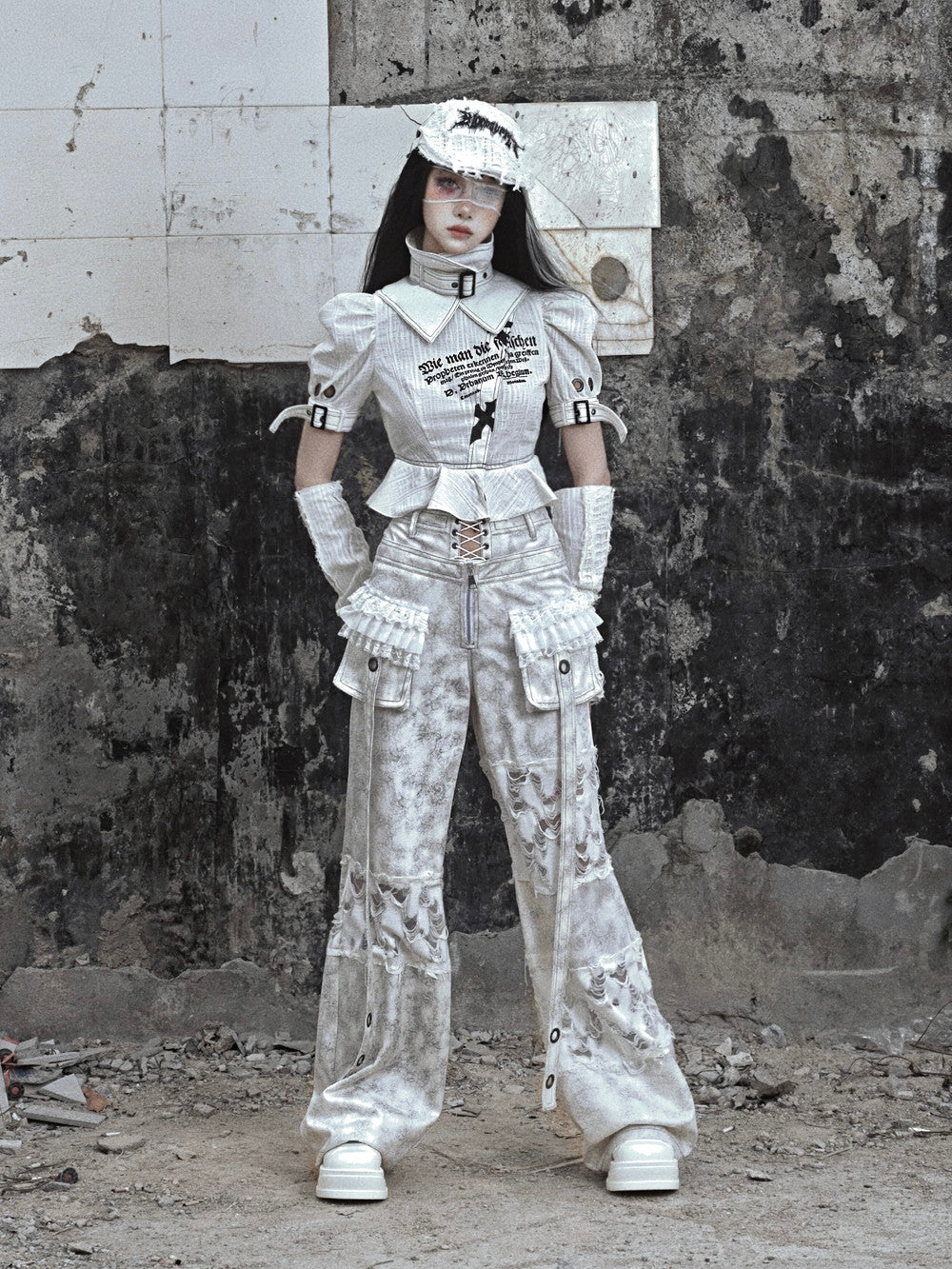 고딕 양식의 Damege 프릴 사이드 포켓 빈티지 레이스 업 레이스-바지