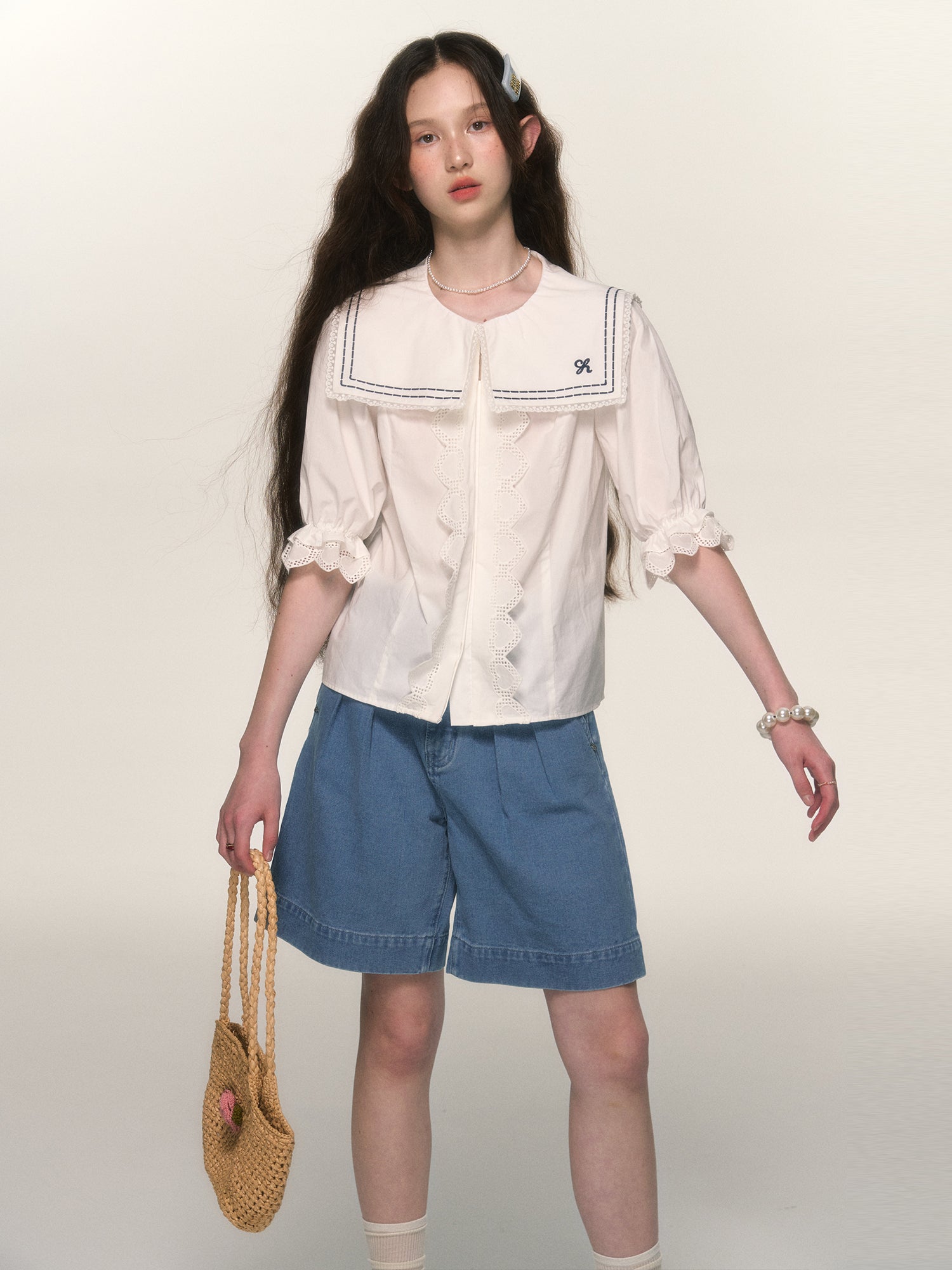 Marine Sailor-Collar Lace Candy-Sleeve Blouse