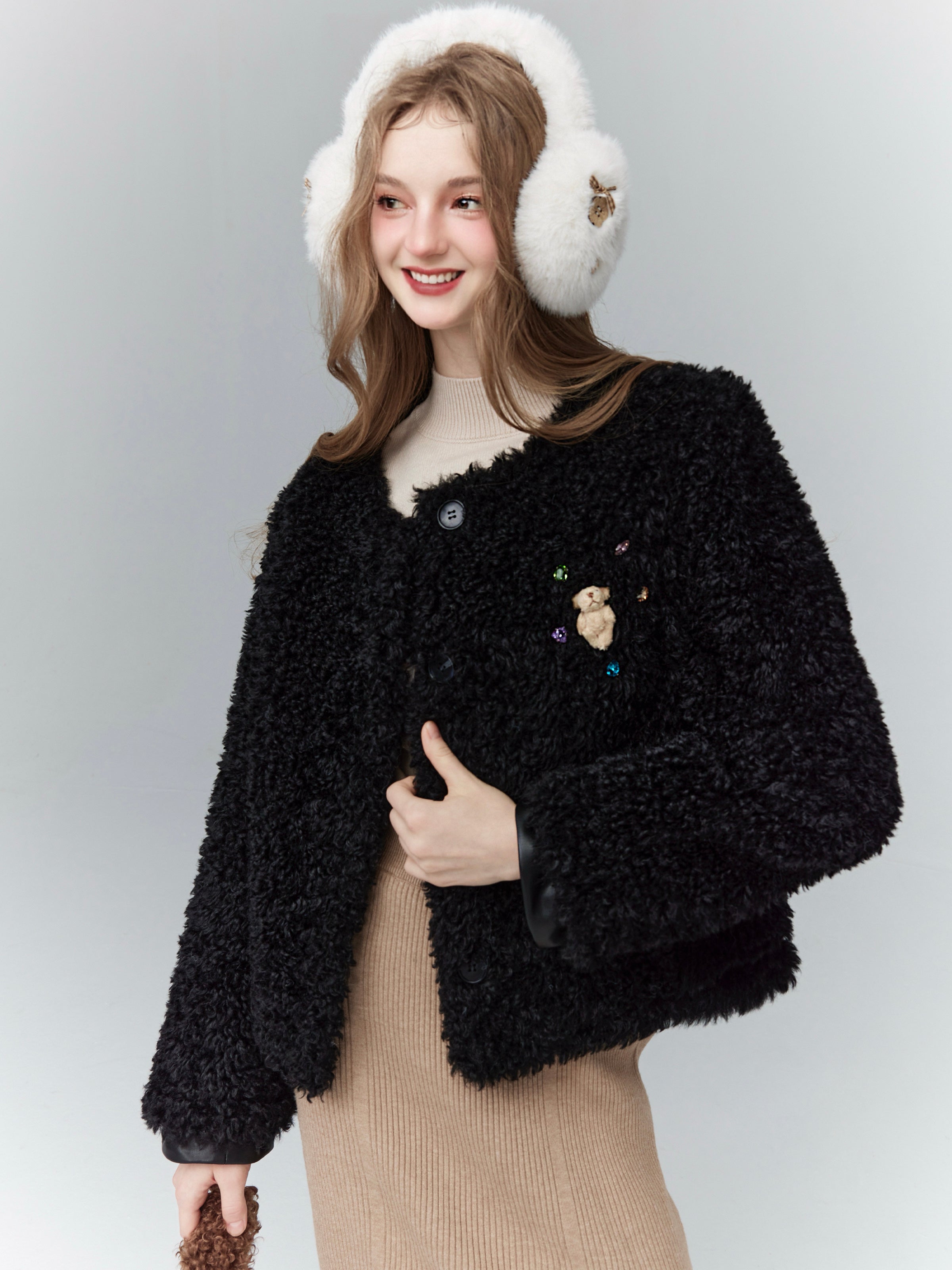 Short Fluffily Retro Cute Bijou Rhinestone Bear Mascot Boa-Jacket