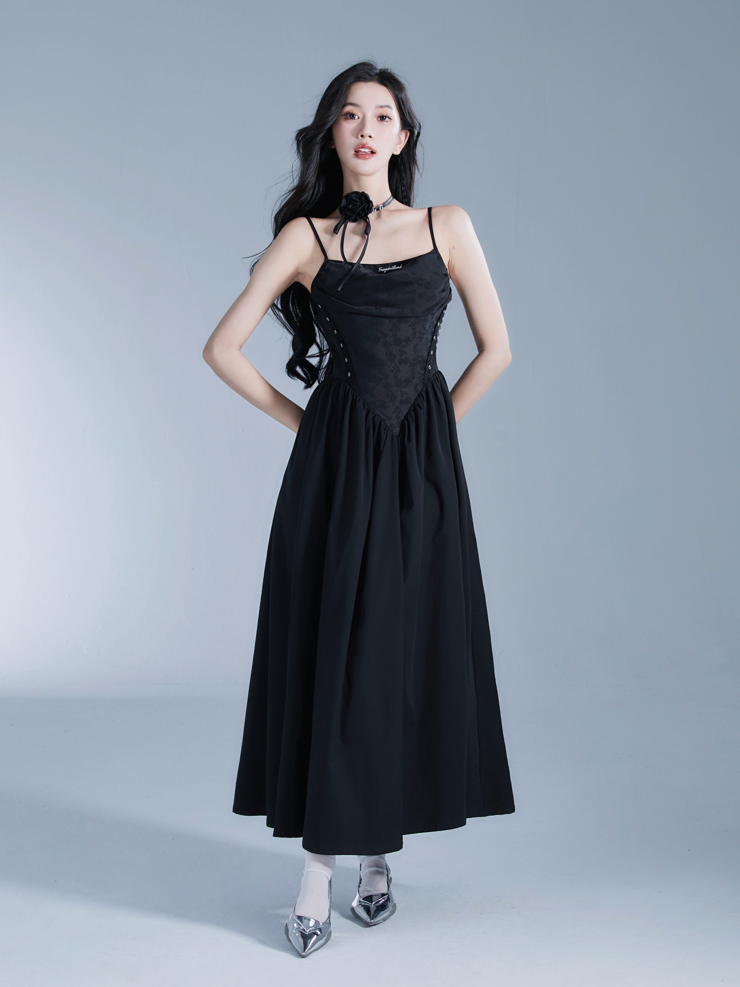 Embroidery Tight Chic Long One-Piece