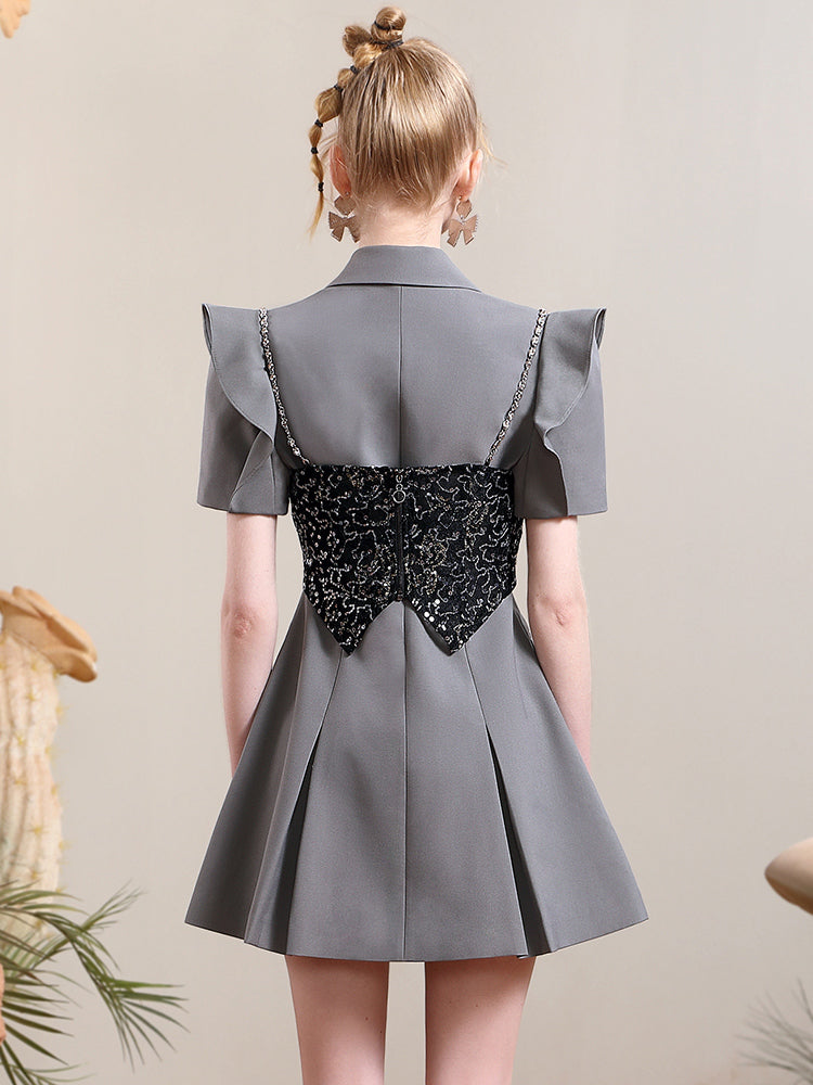 Gilet et une configuration de ruban brillant en une seule pièce