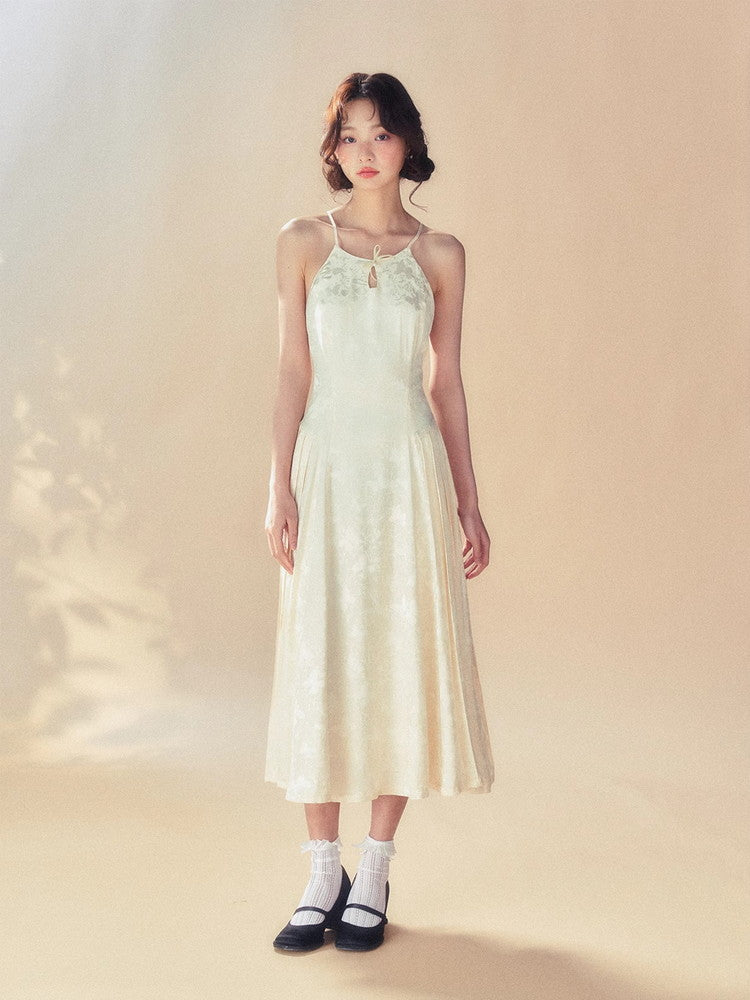 2Type Elegant Embroidery Long Bacl-Open Dress