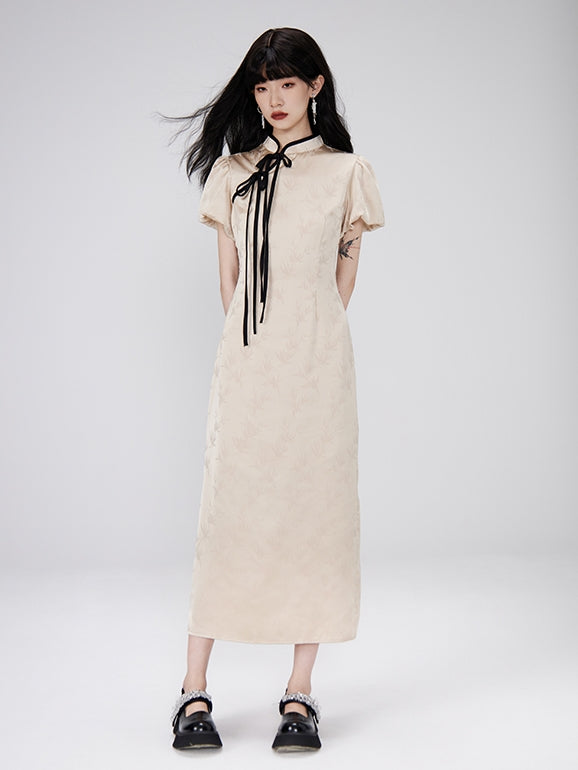 Stickerei Long Retro Puff-Sleeve China Ein-Stück