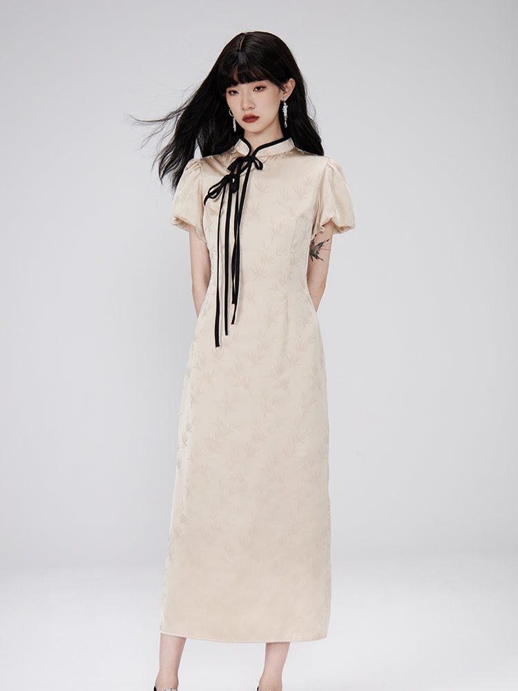 Stickerei Long Retro Puff-Sleeve China Ein-Stück