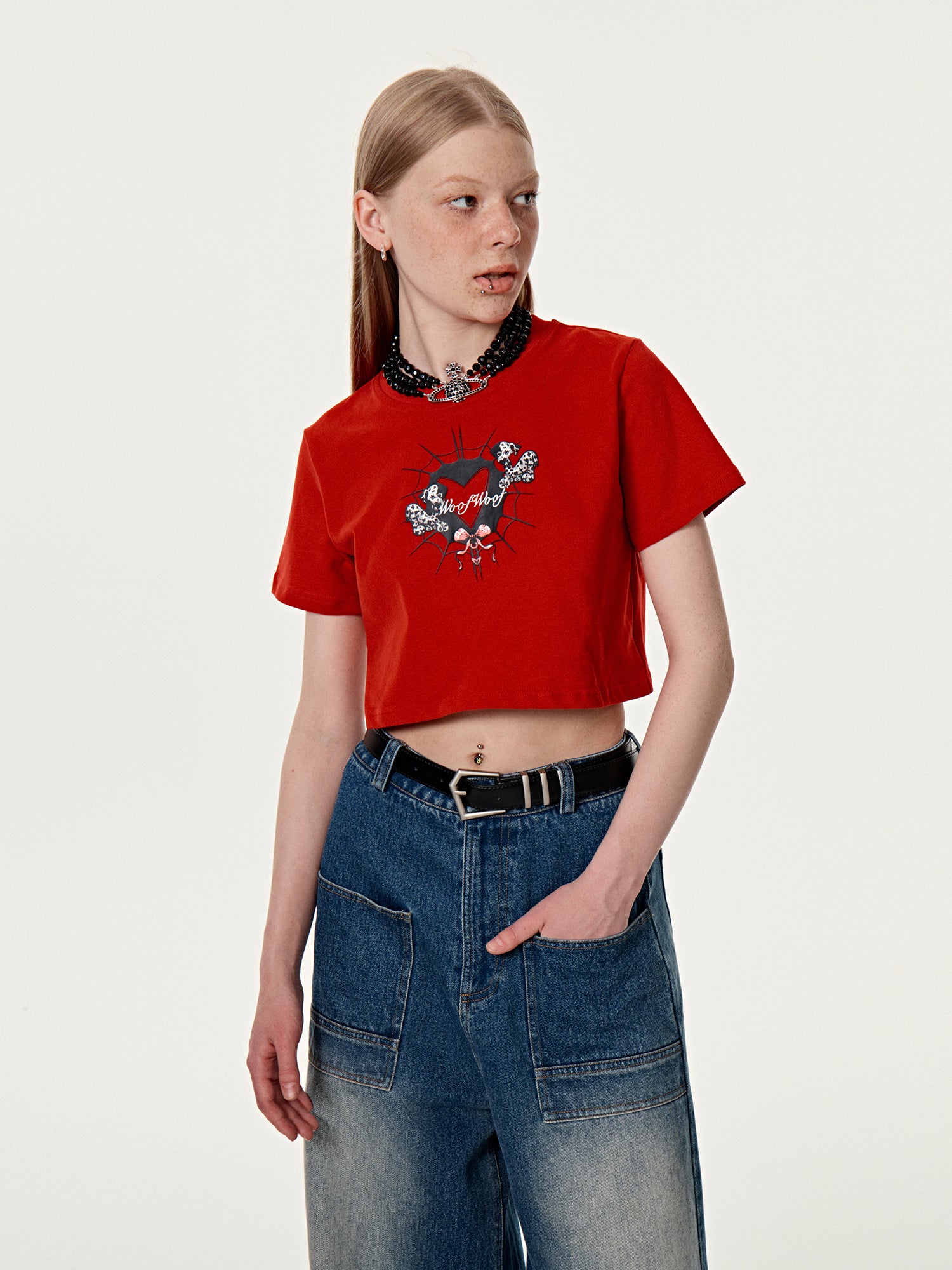 잘린 캐주얼 여름 티셔츠