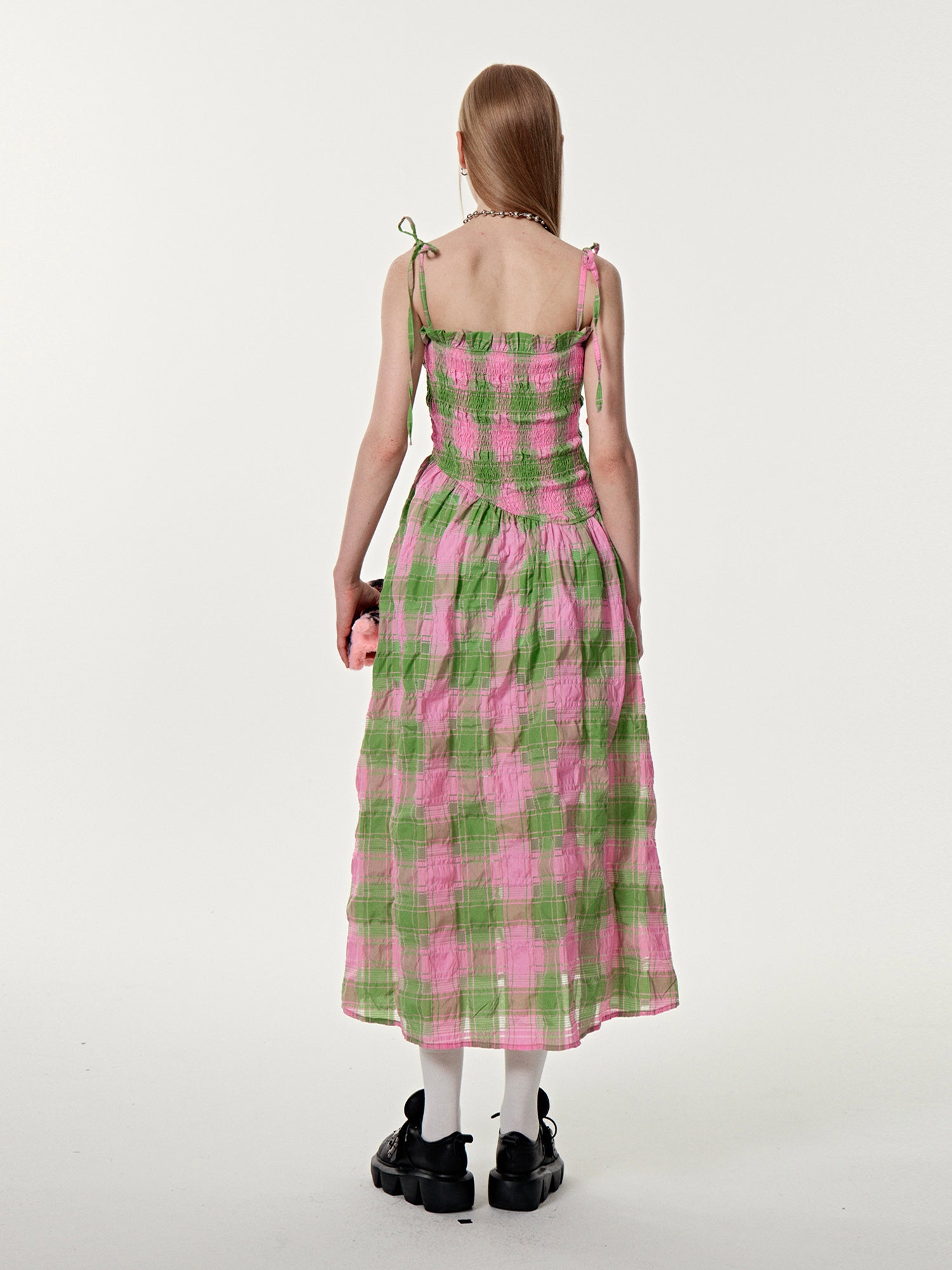 Longtemps pastel rassembler une fusée crinile en une seule pièce rétro