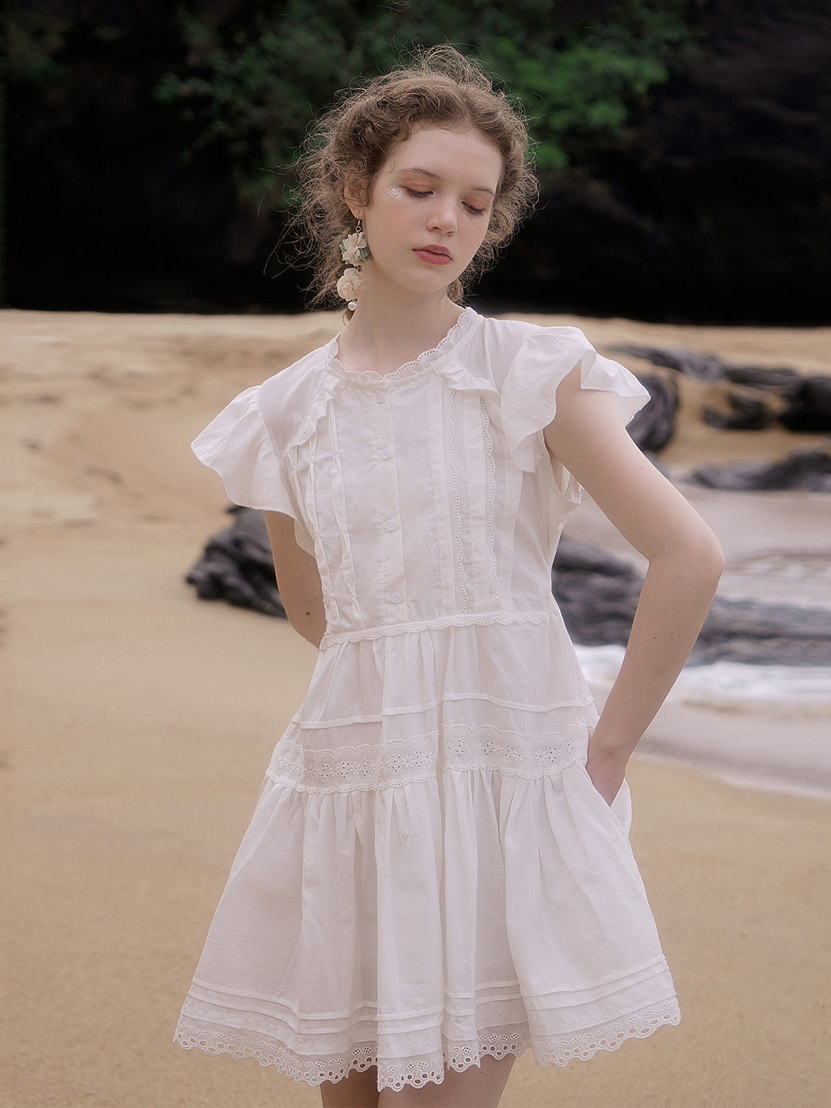 플레어 슬리브 레이스 고급 미니 원피스