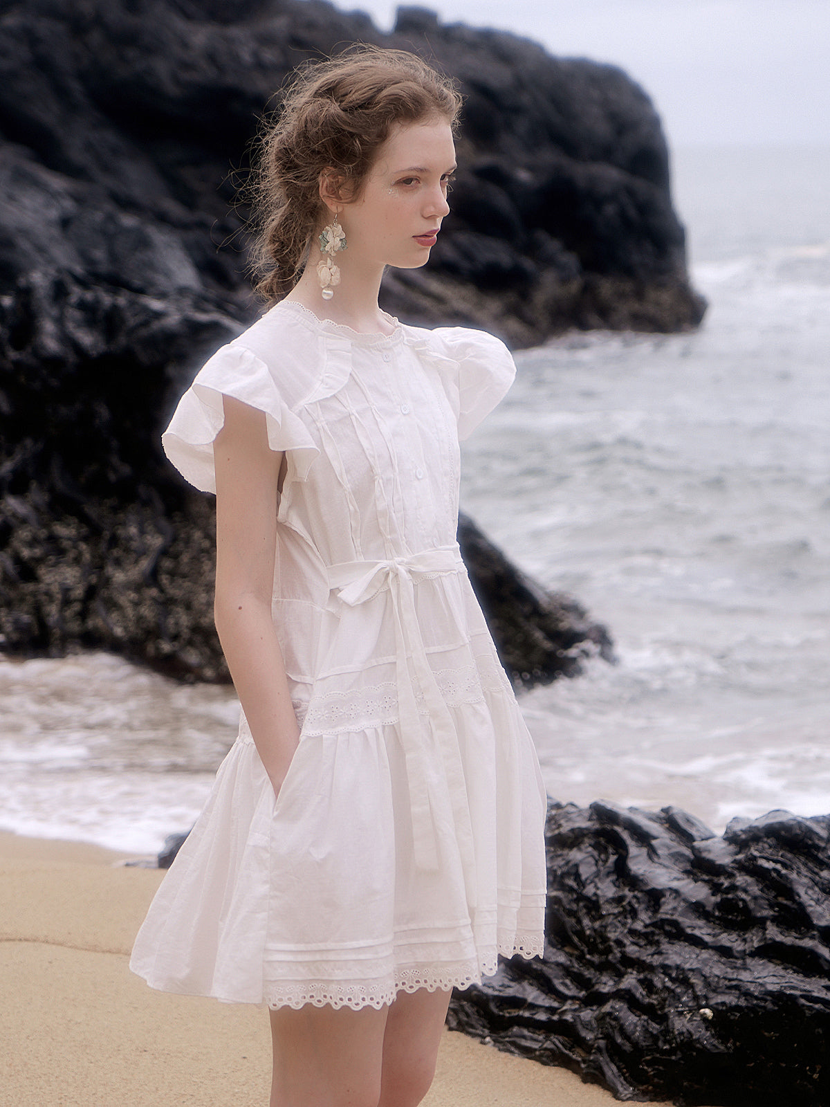 플레어 슬리브 레이스 고급 미니 원피스