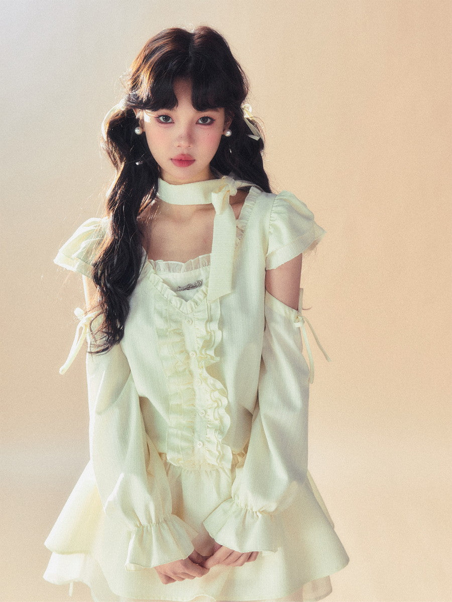 Ruban de volant à épaules ouvertes en V