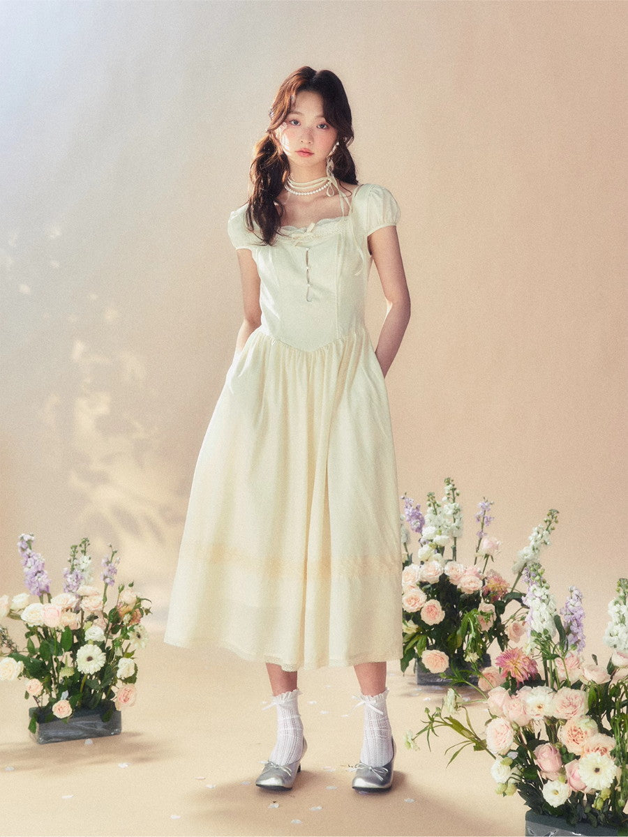 Girly à col carré bouffée à manches bouffées