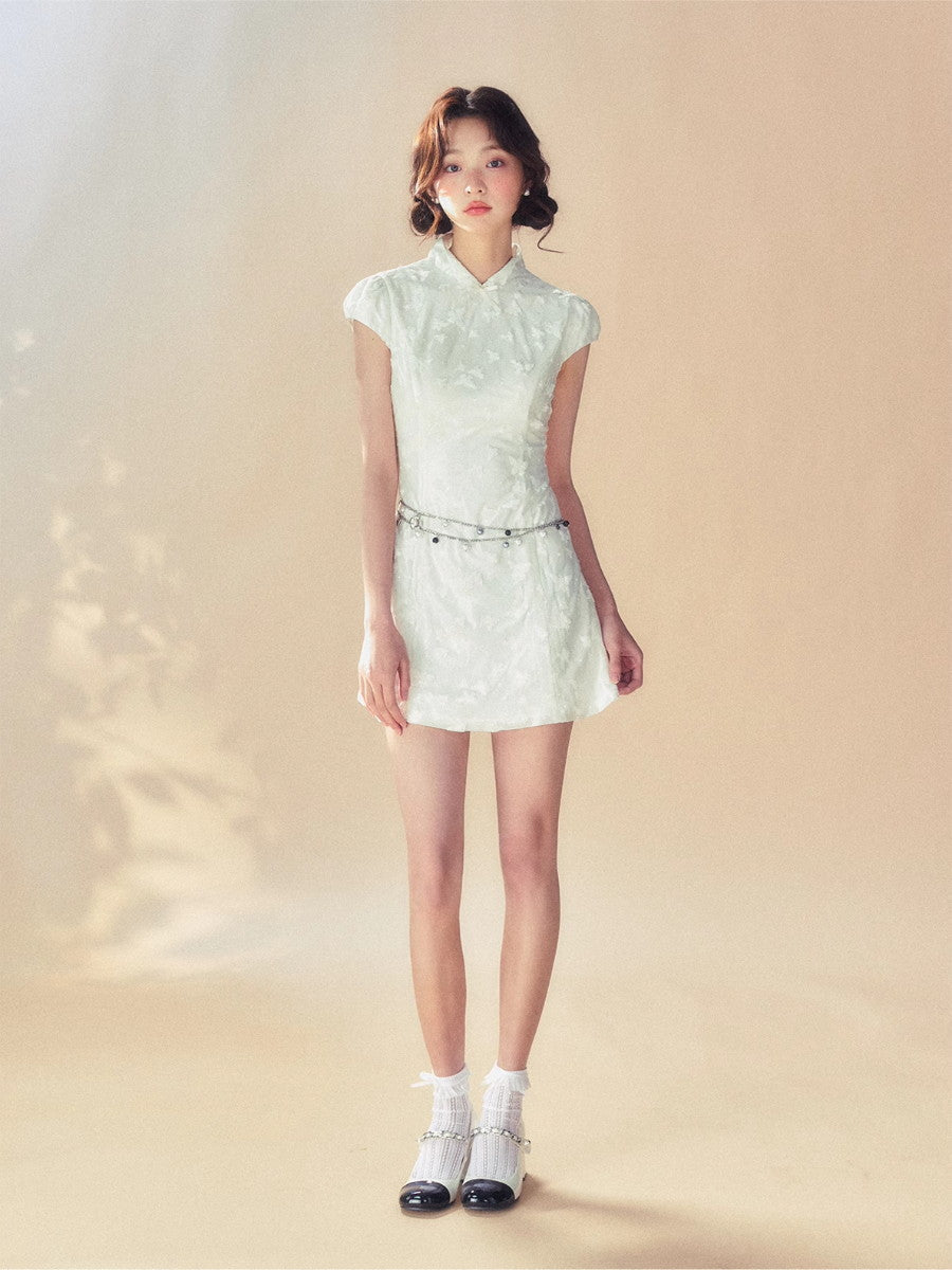 Broderie chinois courte papillon classe chic