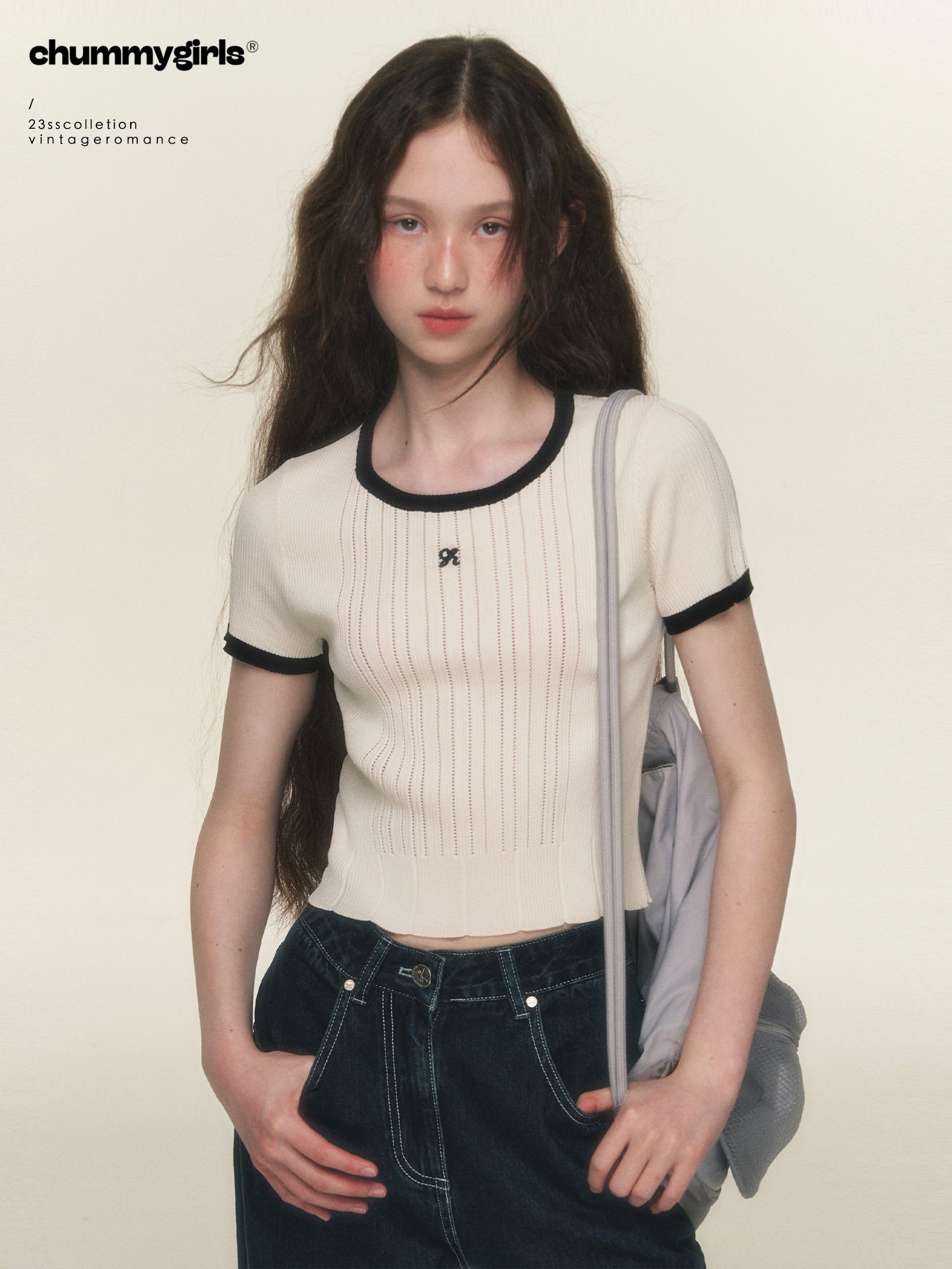 Cropped Feminine Bi-Color Summer-Knit