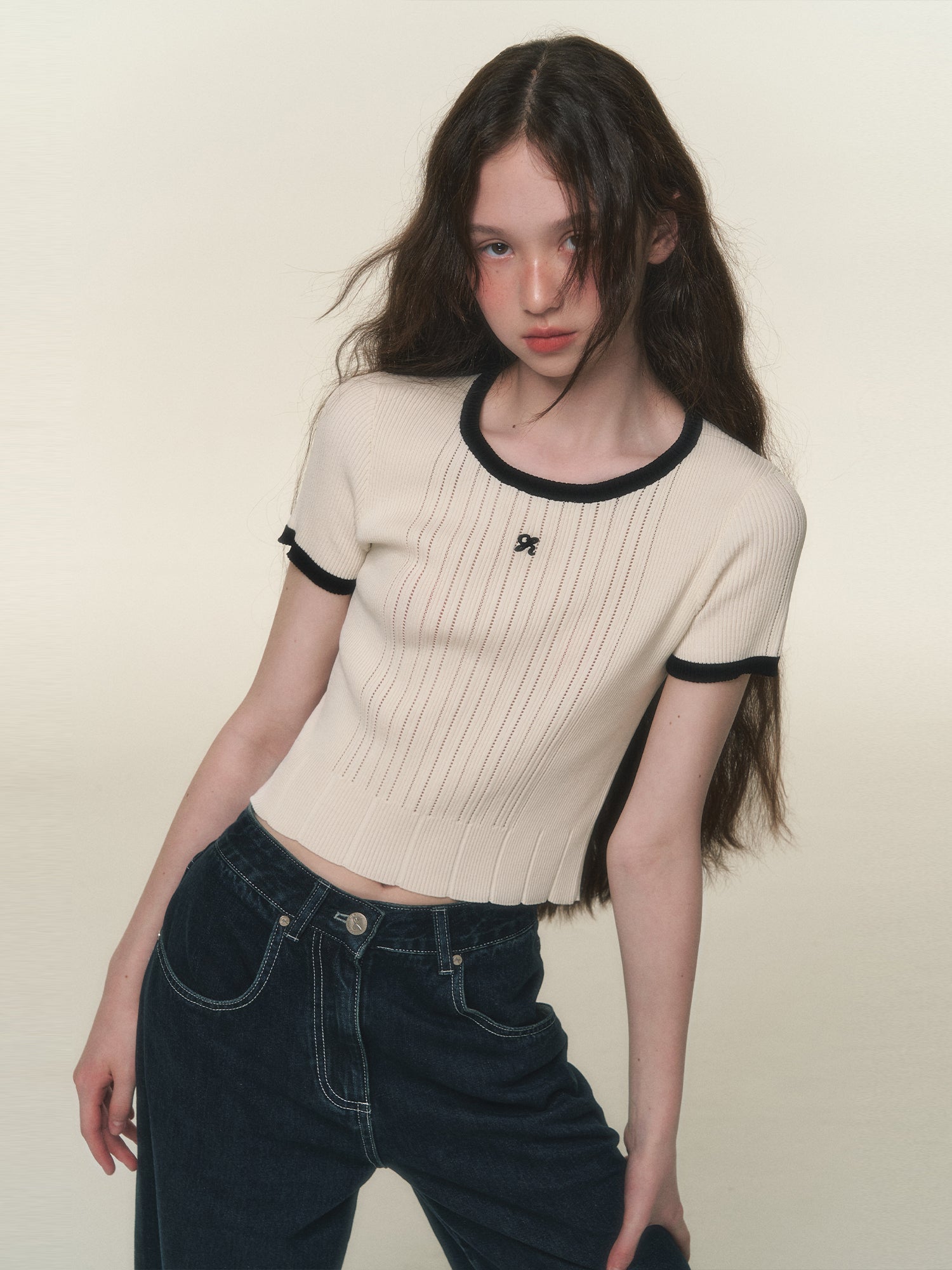 Cropped Feminine Bi-Color Summer-Knit