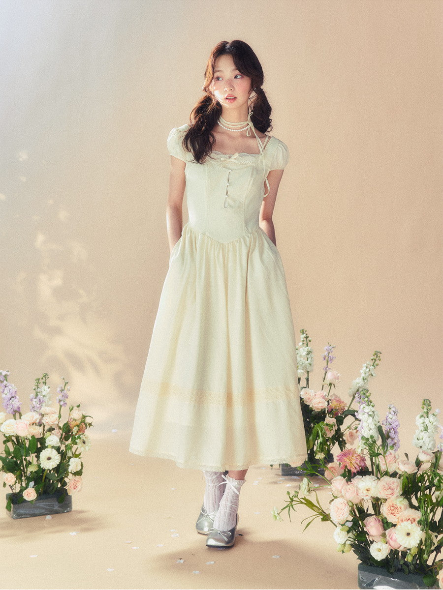 Girly à col carré bouffée à manches bouffées