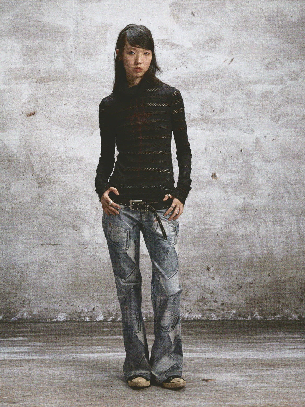 Punching Thin Mesh Casual Back-Open Cutsew