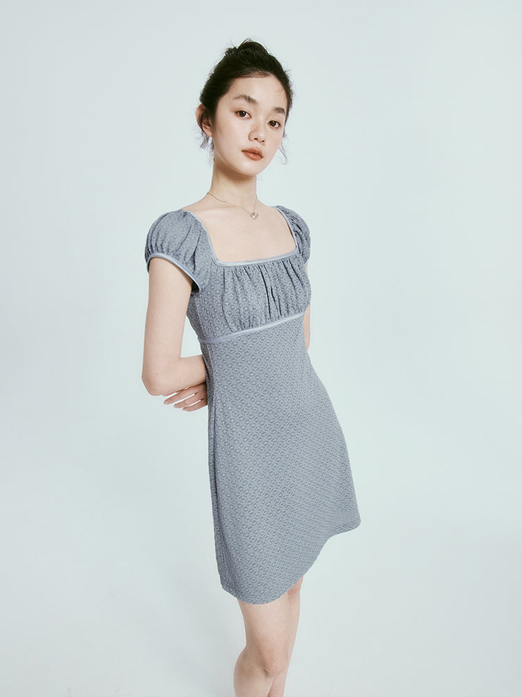 Retro dichtes Flare-ein-Stück