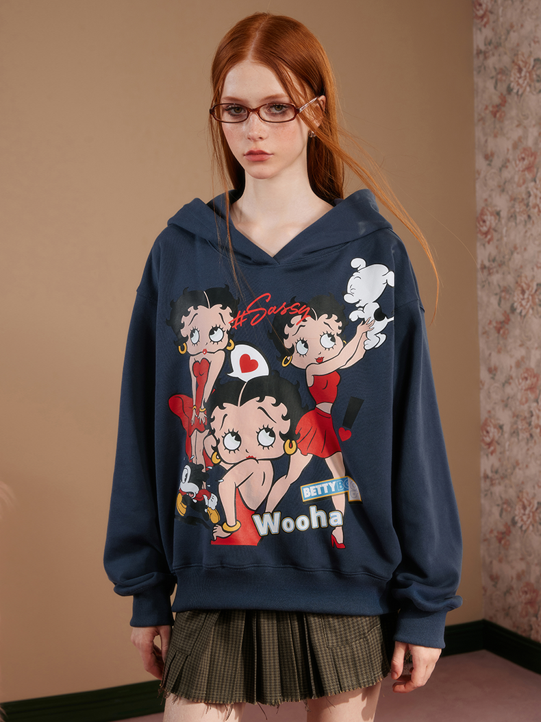 베티 오버 사이즈 땀 까다의 흑백 걸리 파카