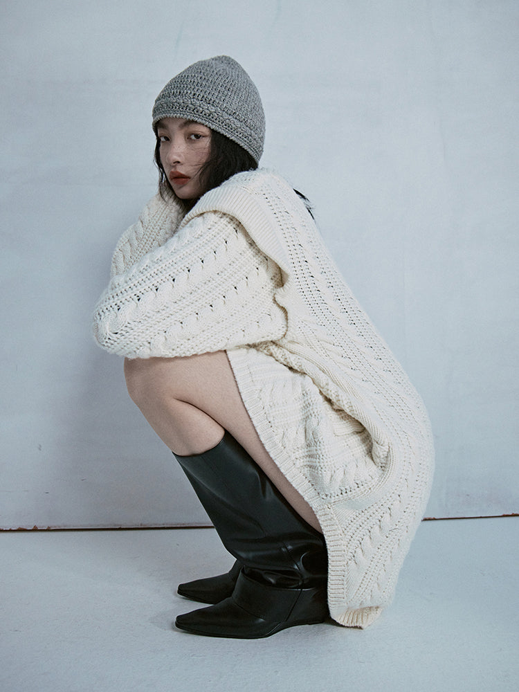 Ovresize Low-Gauge Cable-Knit Cardigan