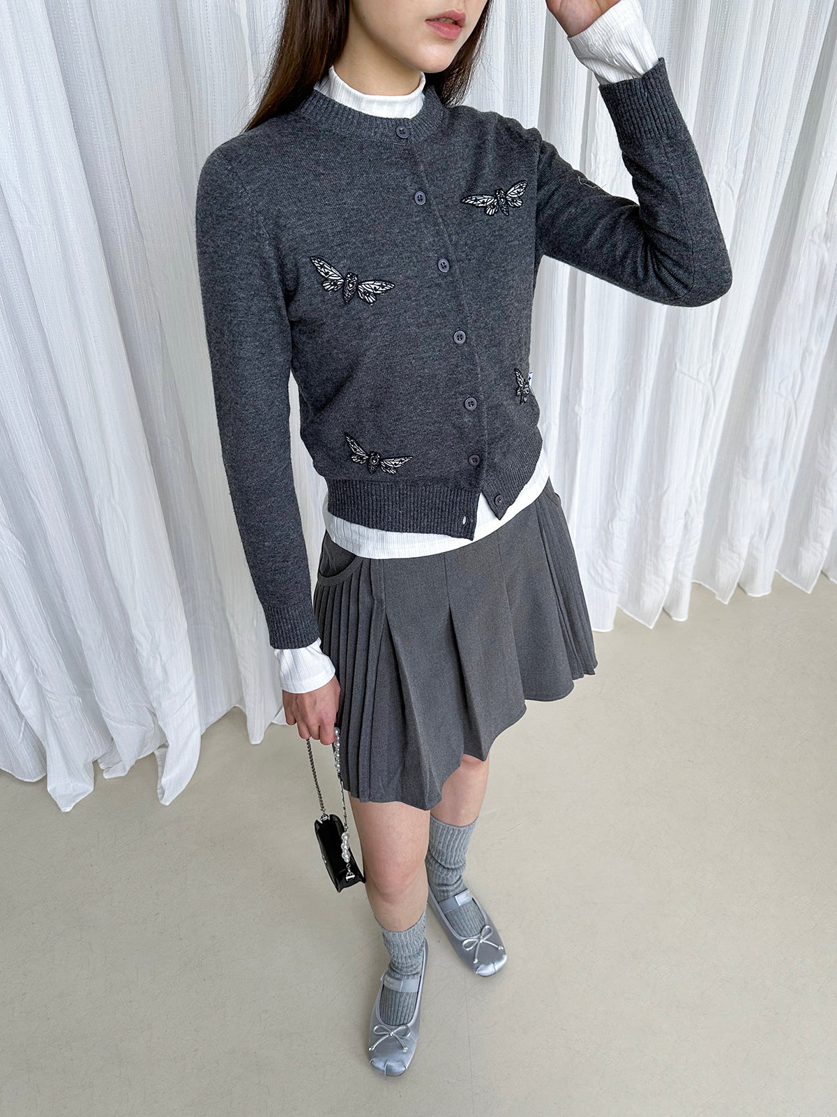 Embroidery Insect Nichi Crew-Neck Knit Cardigan