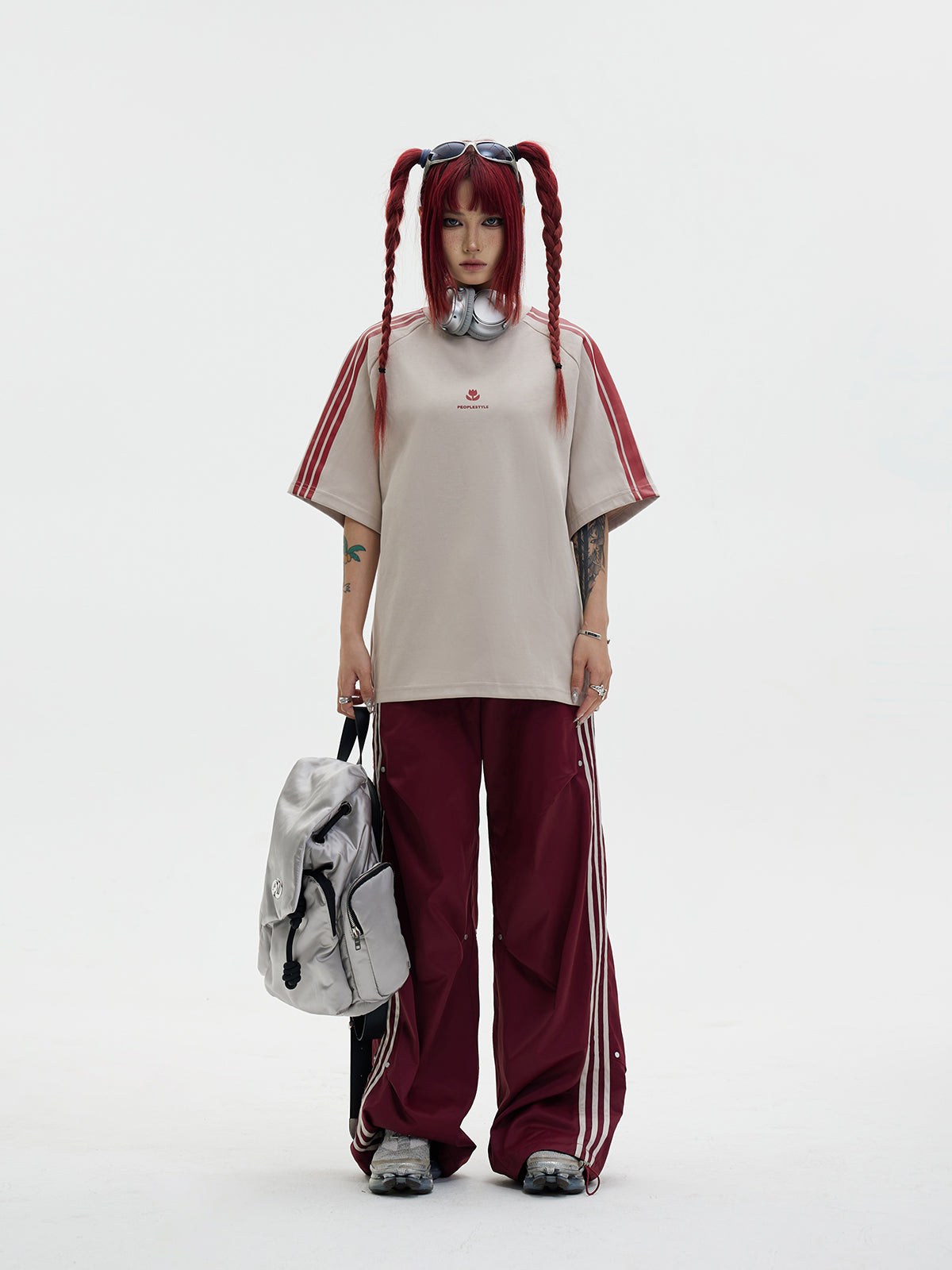 유니퇴석 대형 라인 캐주얼 T 셔츠