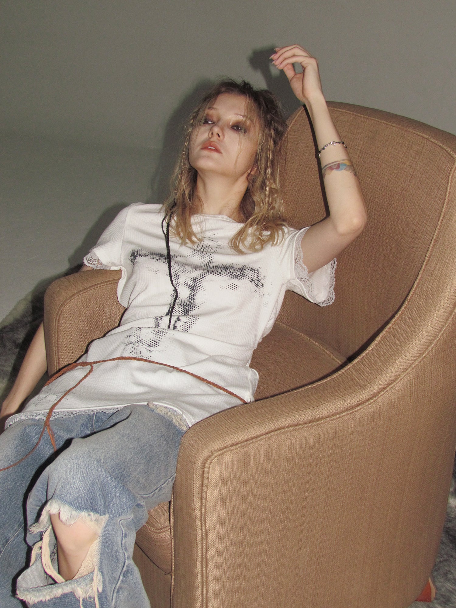 레이스 실루엣 인쇄 긴 티셔츠