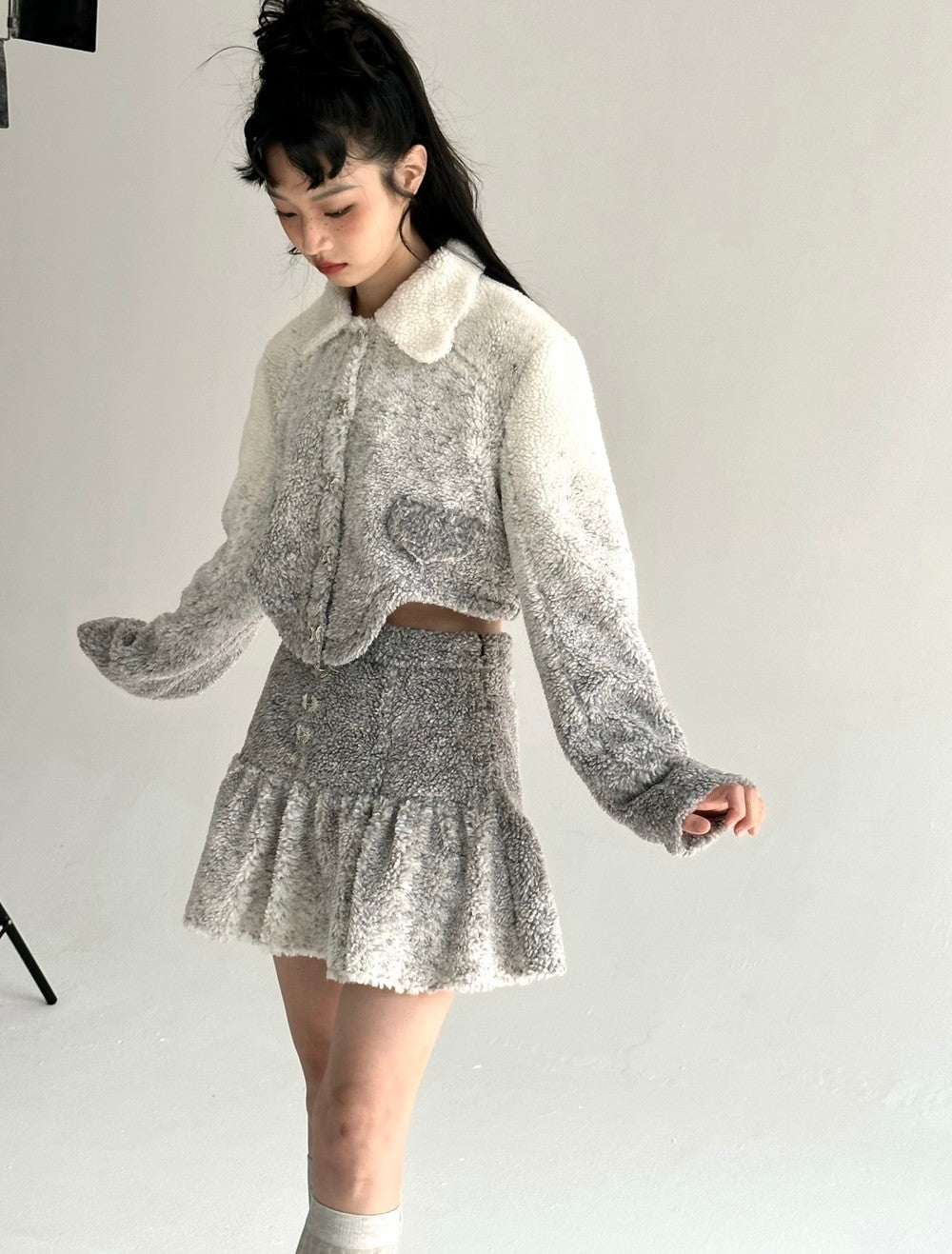 Boa Gradation Chic Unique Set-Up Winter Nichi-Tops&Mini-Skirt