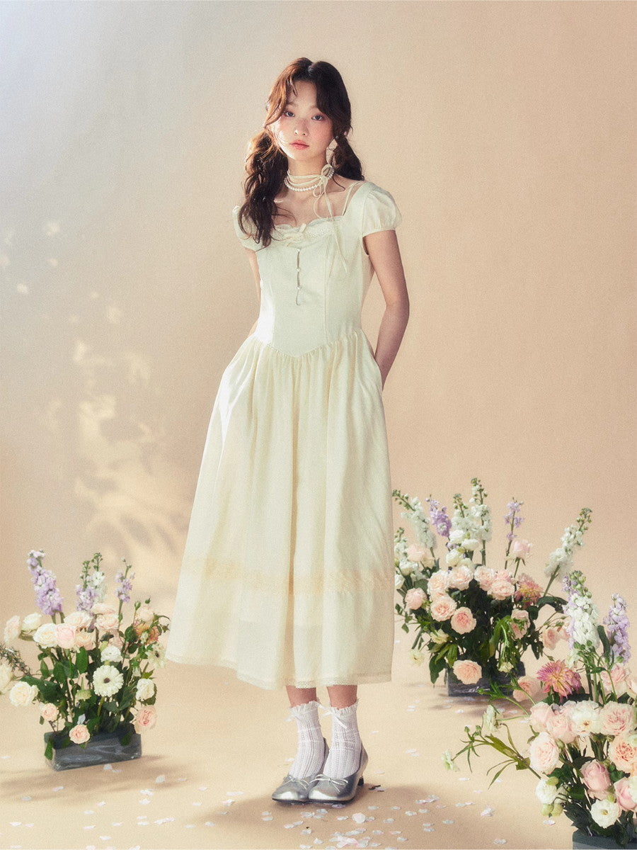 Girly à col carré bouffée à manches bouffées