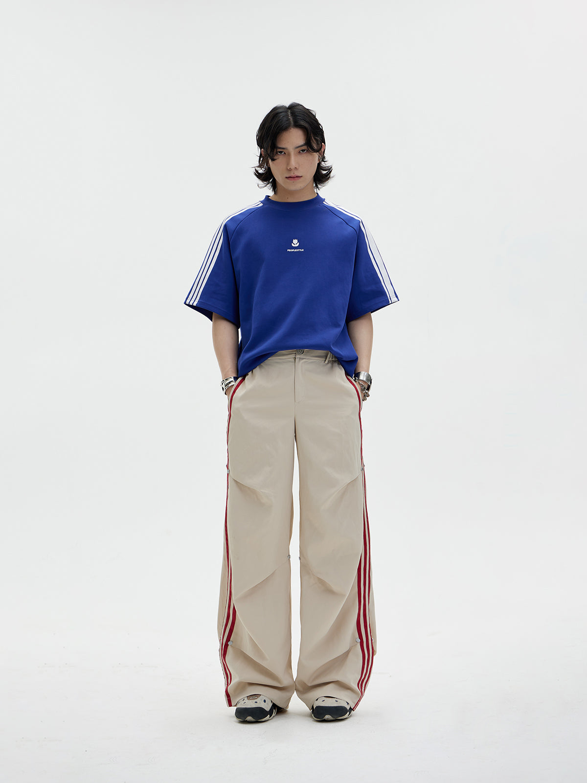 유니퇴석 대형 라인 캐주얼 T 셔츠