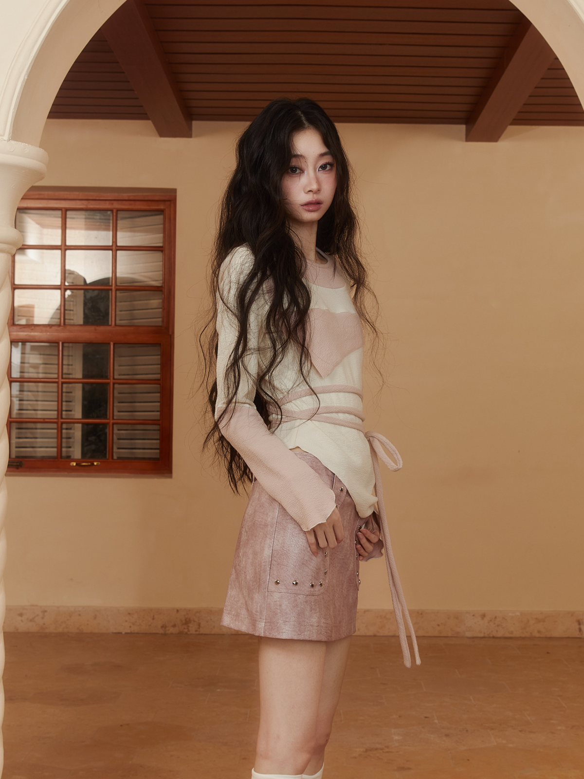 Asymmetry Unique Nichi Bi-Color Cutsew