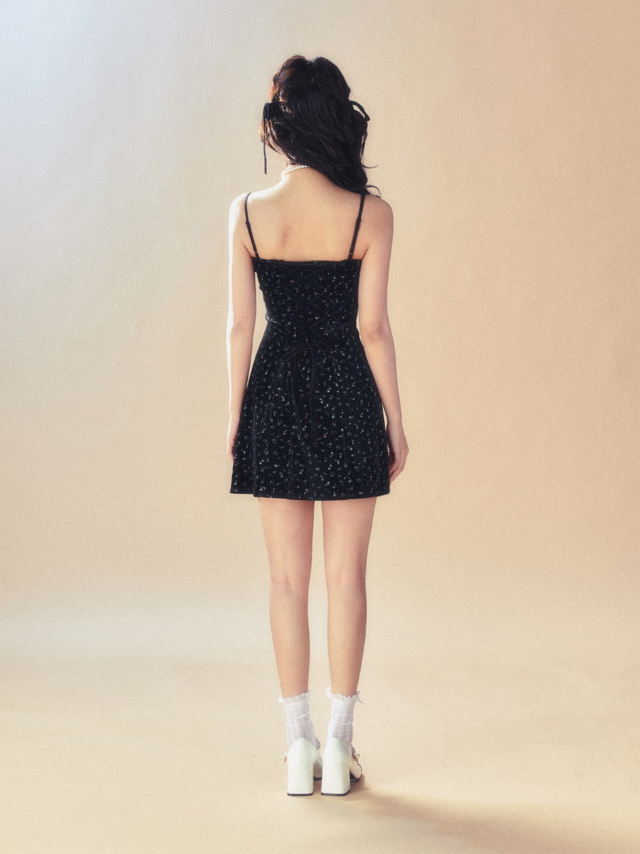 레이스 꽃의 짧은 여성 플레어 카미솔-나이트 피스