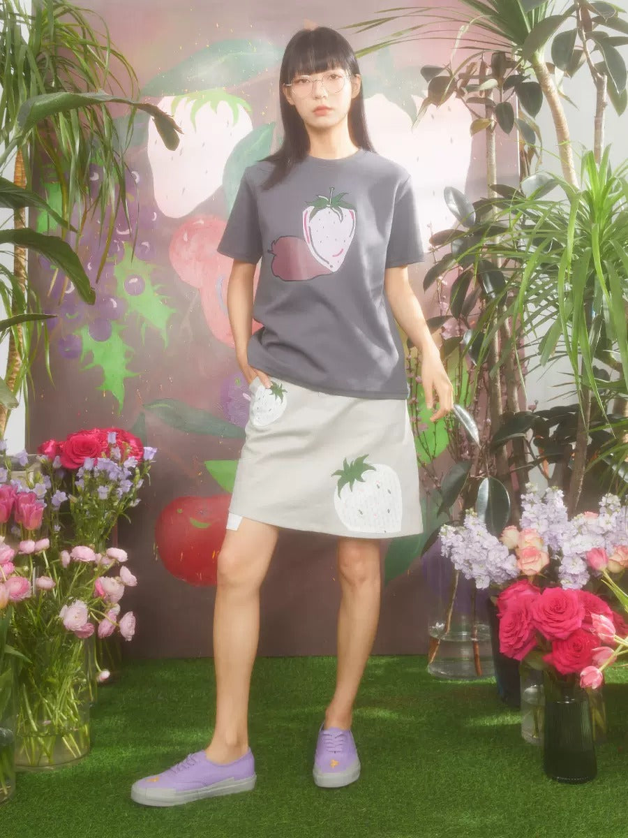 Strawberry Print Loose Round Neck T-shirt