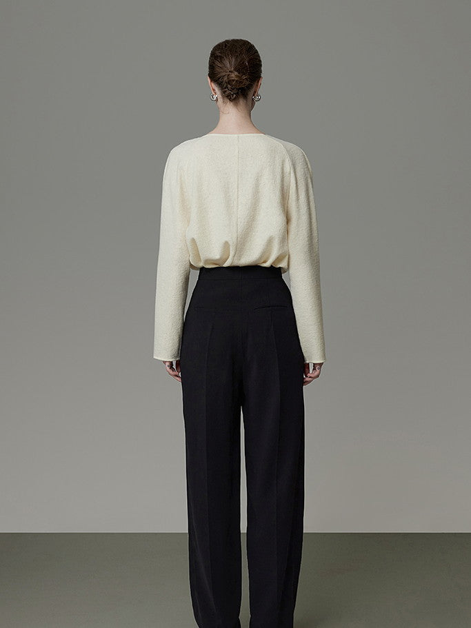 Metal Thin Loose Plain Pentagon-Neck Knit