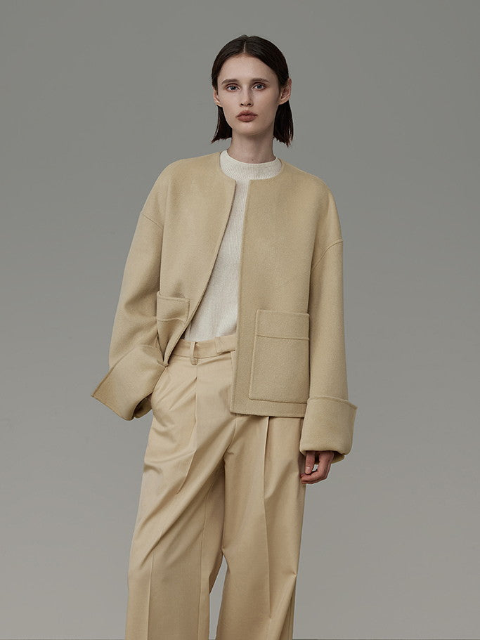 Élégant ensemble simple et élégant