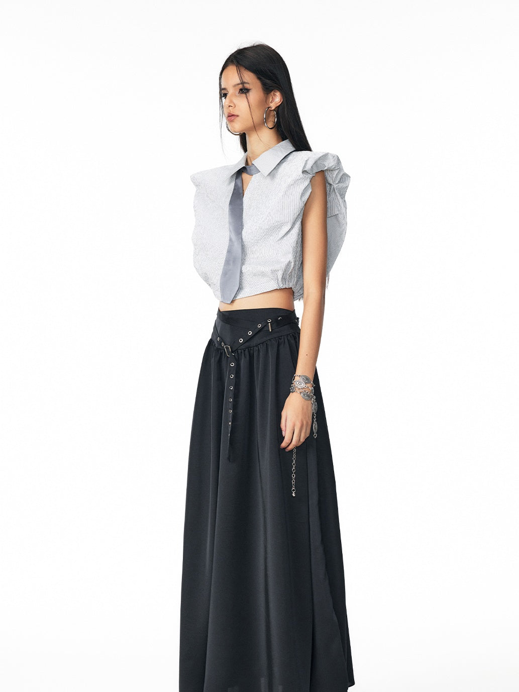 스트라이프 넥타이 자른 풍선 블라우스