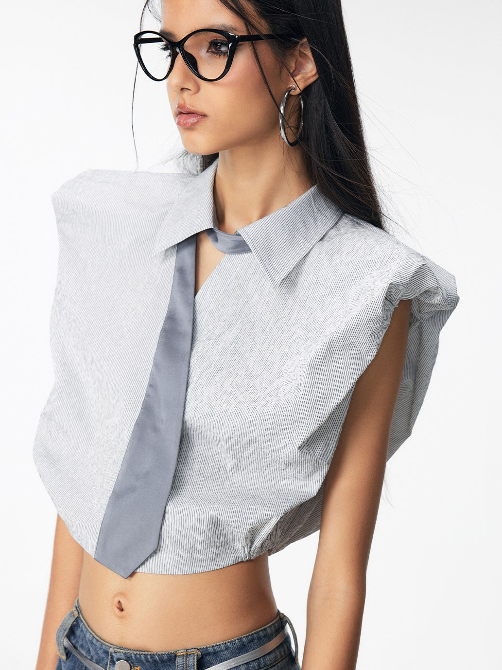 스트라이프 넥타이 자른 풍선 블라우스