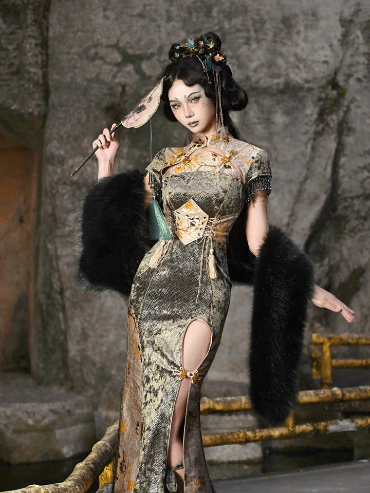 Gothic Lolita Stickerei Tiefklinit Enge Blume Longone-Piece-Piece