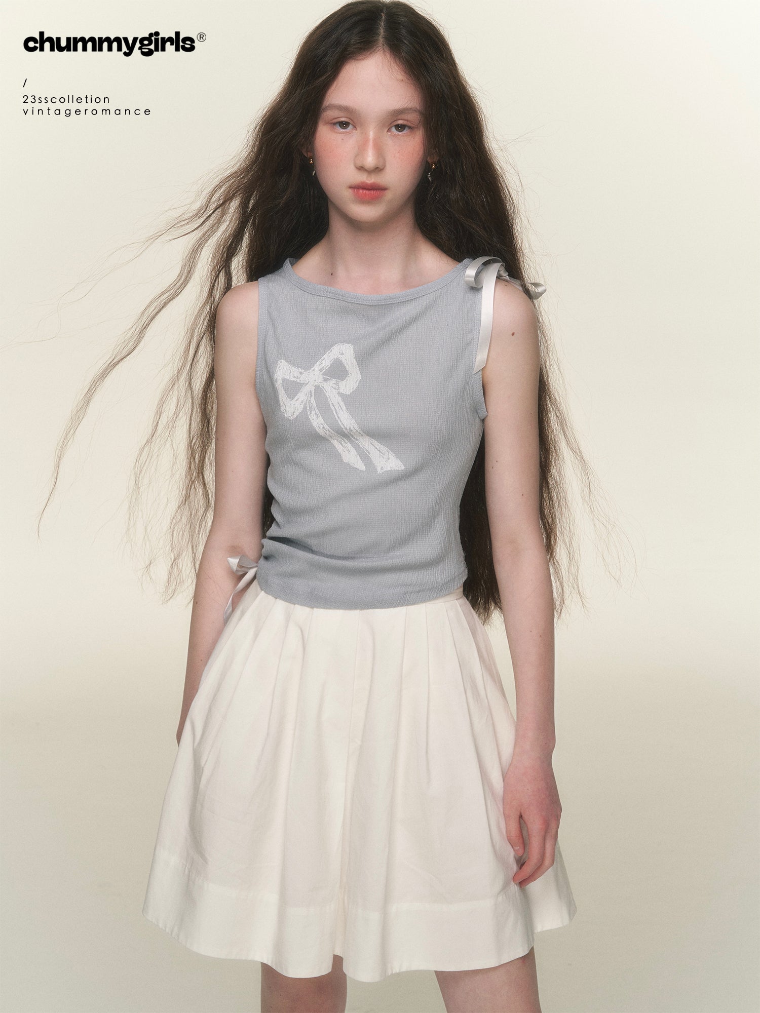 Ribbon Slim Feminine Graphic Tank-Top