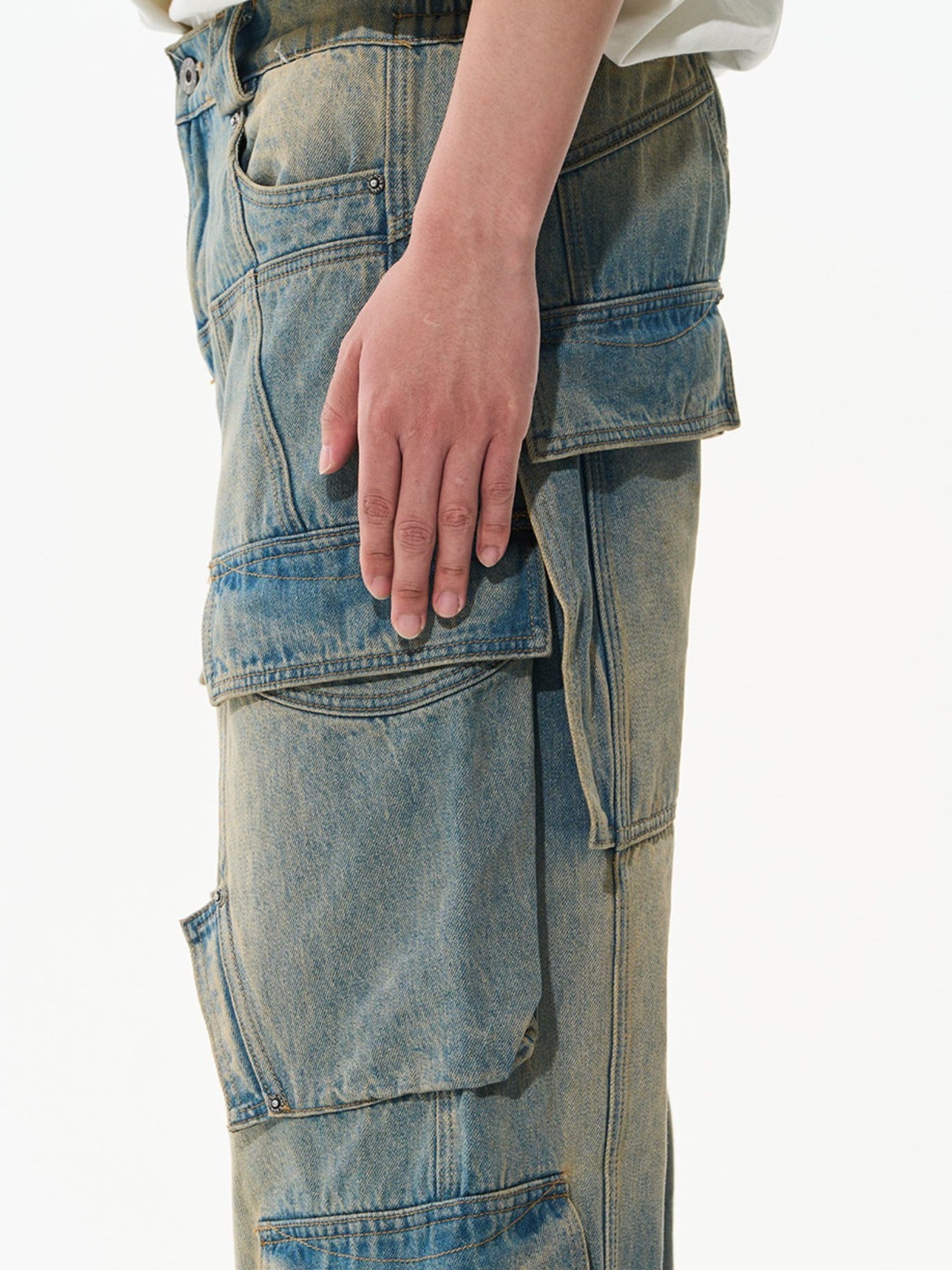 희미한 넓은 레그 사이드 포켓 데님 바지