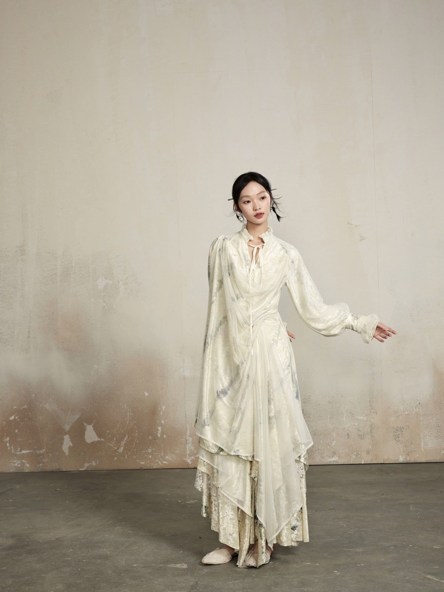 Asymmetry Classy Drape Sheer Long Gather Glossy Outer