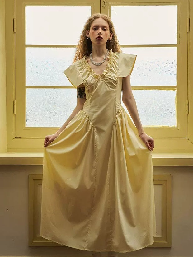 Wrinkled V-neck French Flying Sleeve Dress