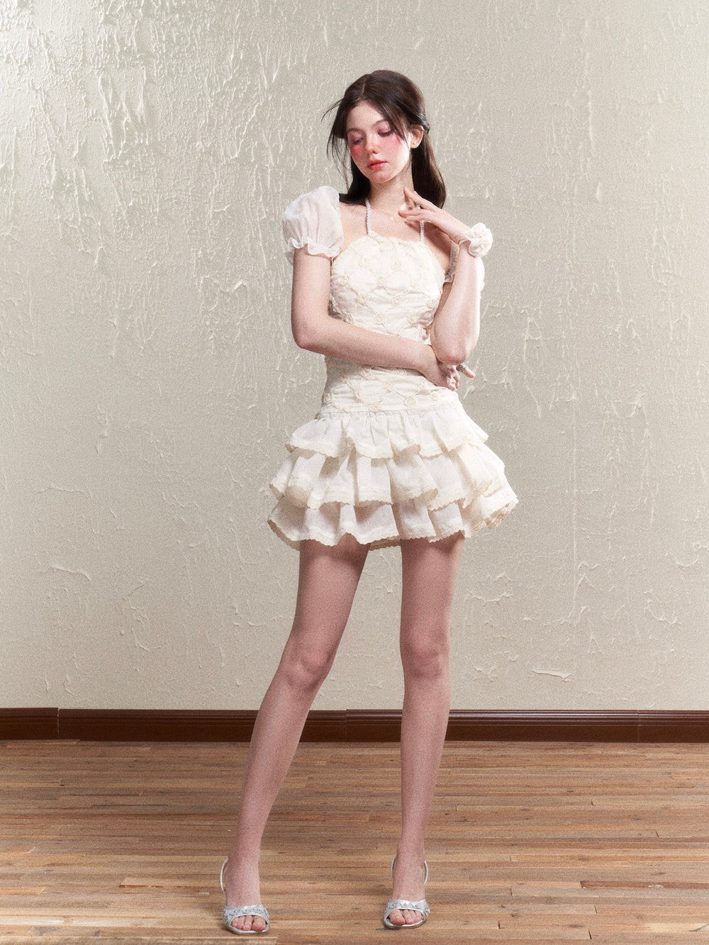 Puff-Sleeve Ciffon Tiered Halter-Neck Sweet One-Piece & Bracelet