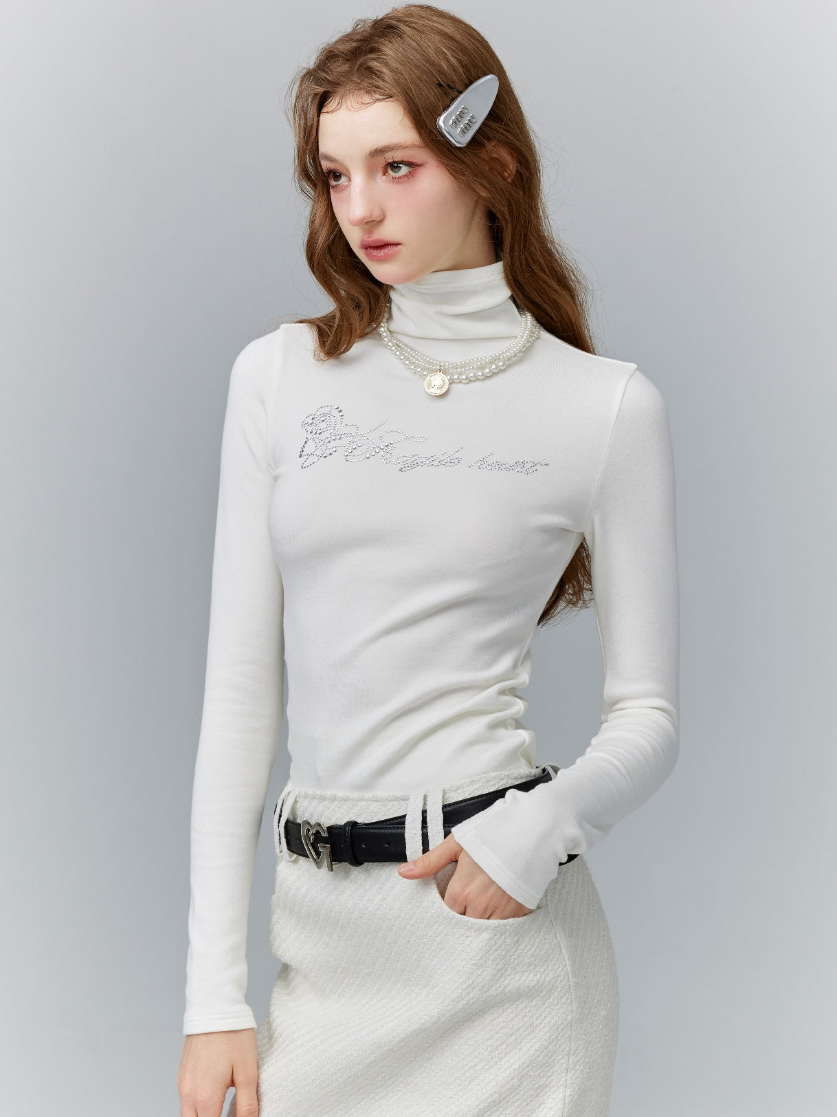 High-Neck Slim Tight Rhinestone Lettering Tops