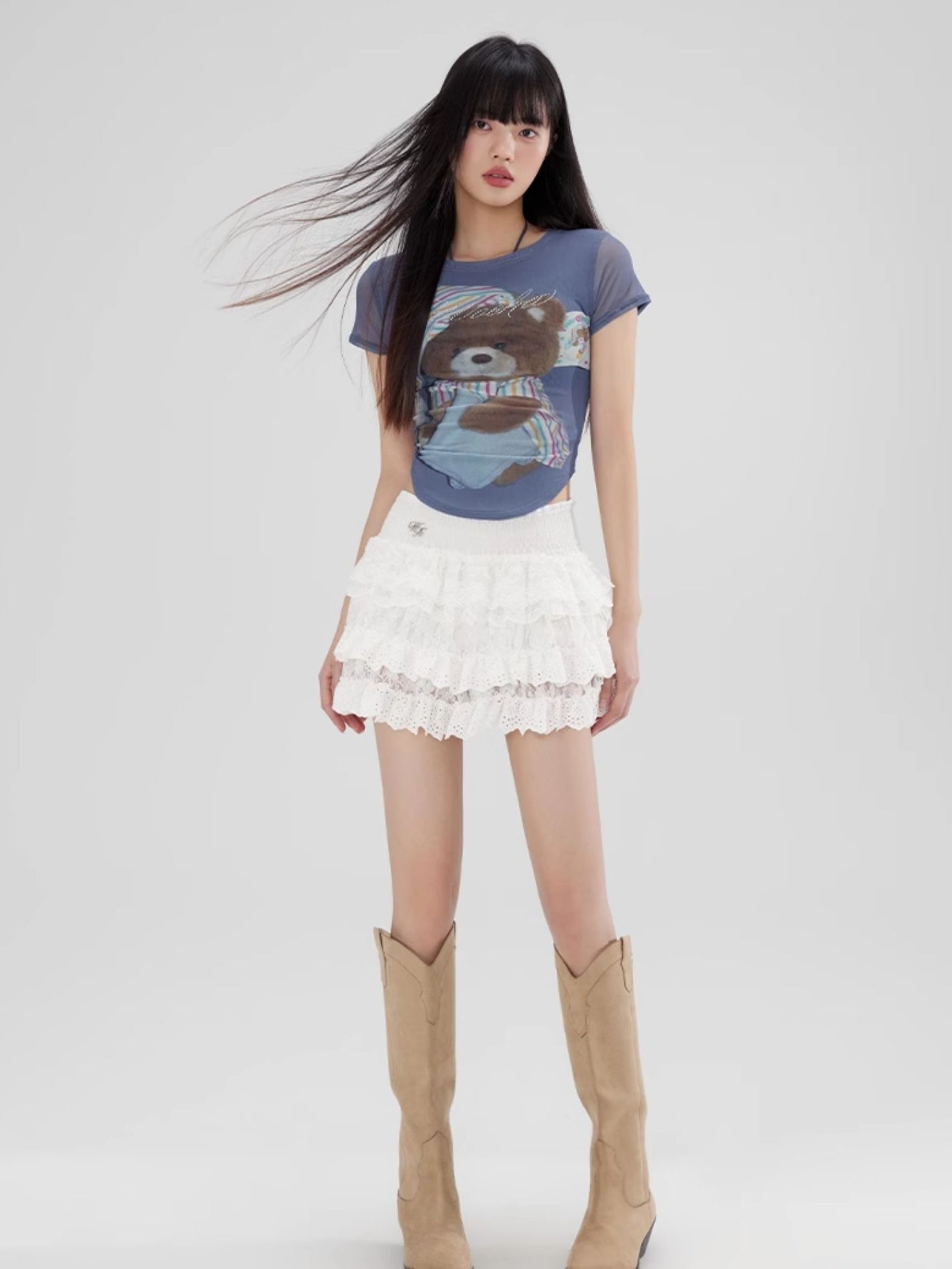 Sheer Bare Gradation Round-Cut Bijou Casual Fancy T-Shirt