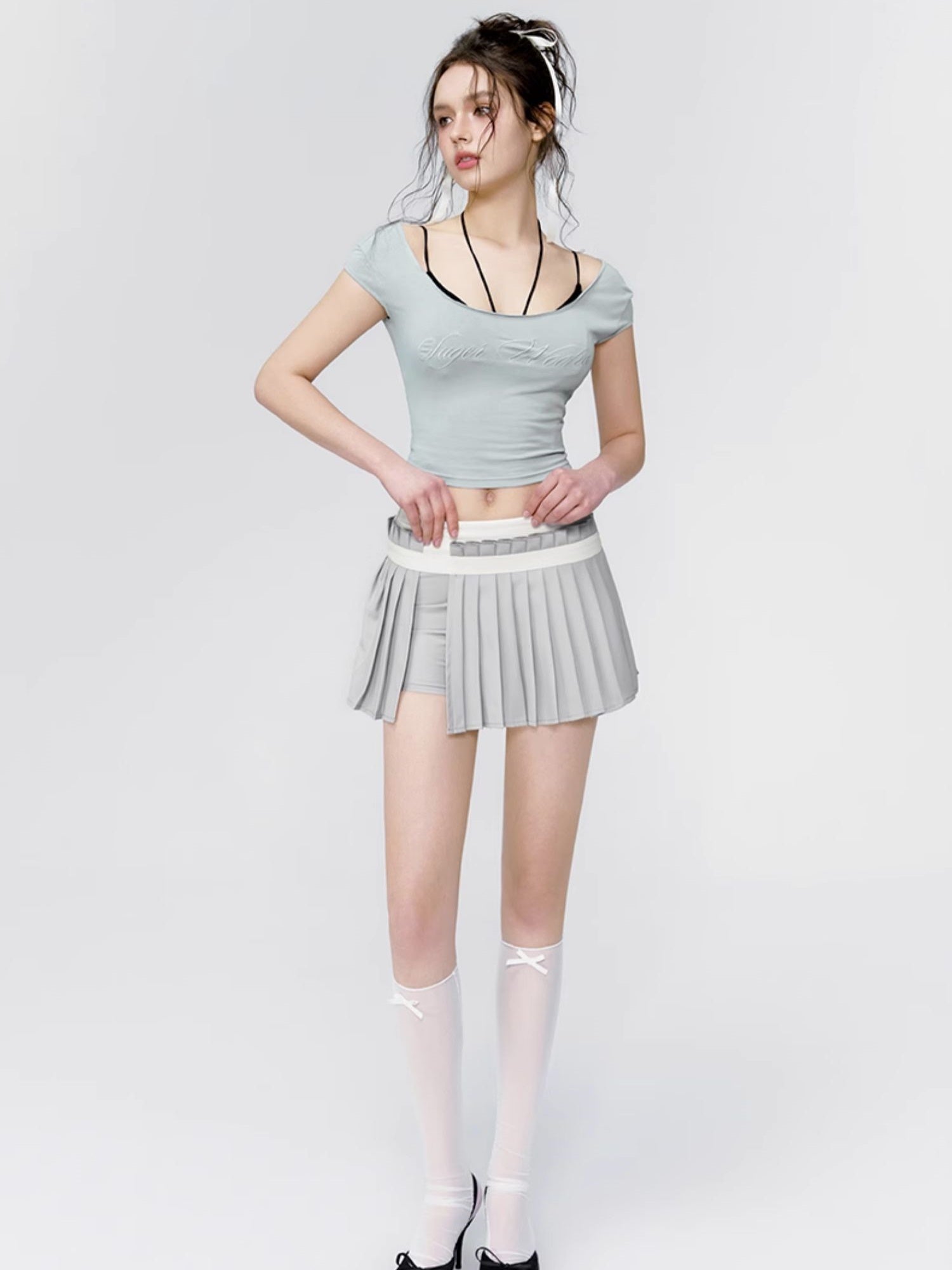 Cropped Logo Tight Casual T-Shirt