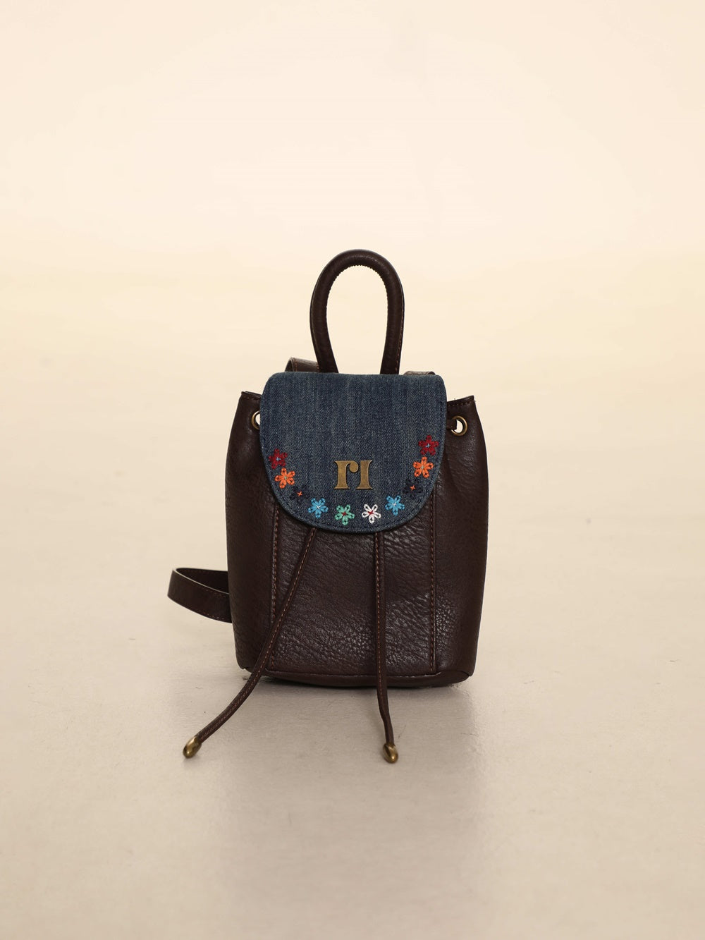 mcm small essentials visetos original backpack