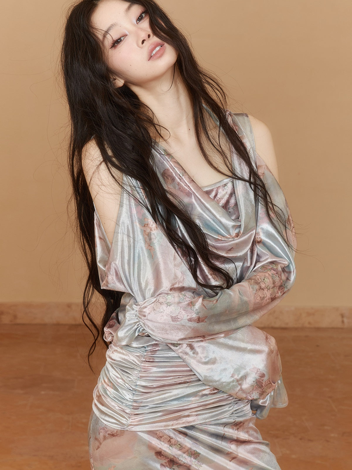 Velvet Cotton-Candy Drape High-End High-End V-Ausschnitt Candy-Sleeve Open-Shoulder Bluse & Rock