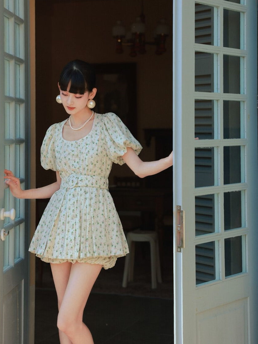 Flower Embroidery Balloon-Sleeve One-Piece Tops&Short-Pants