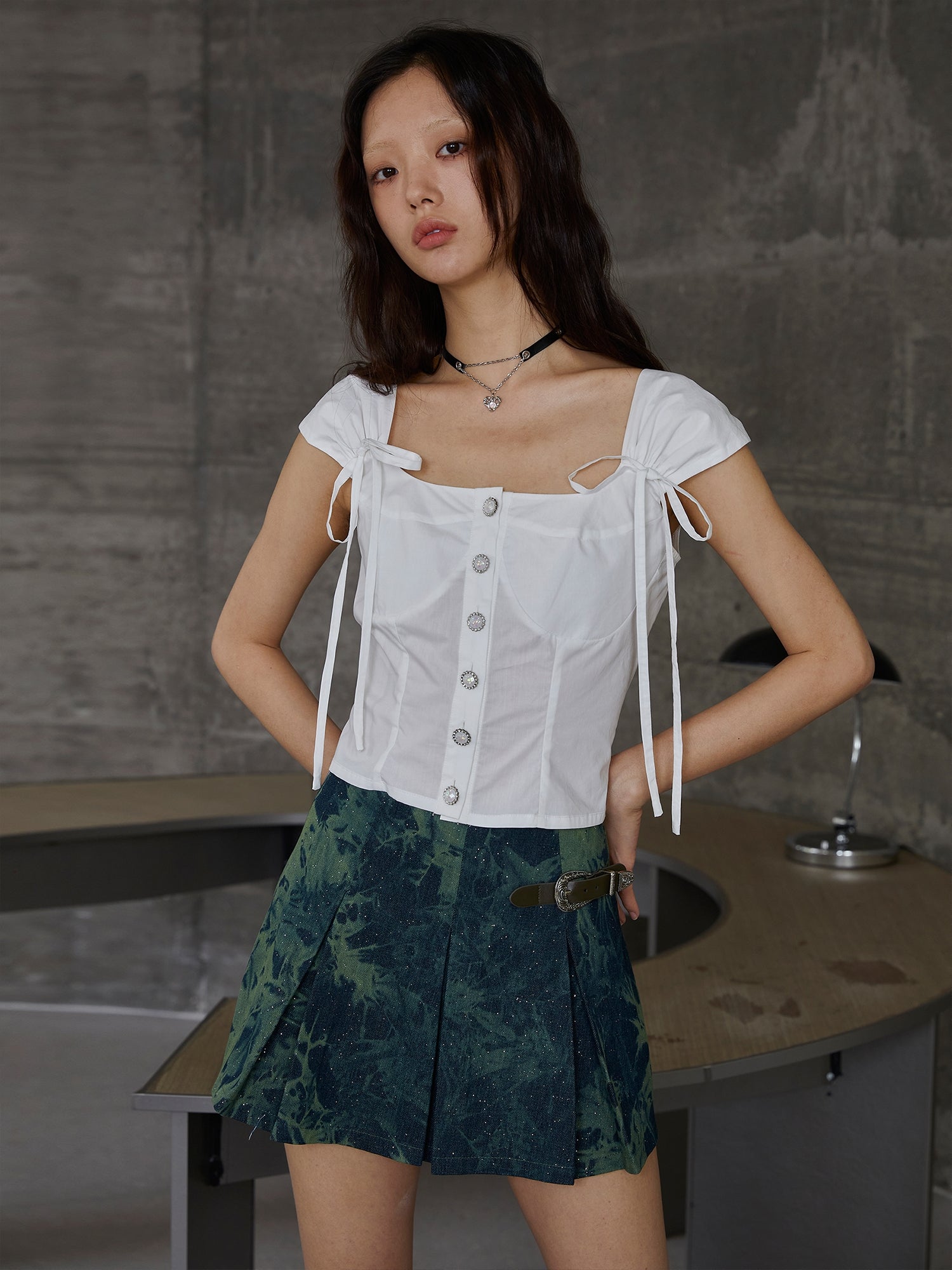 Punching Ribbon Square-Neck Short Blouse – ARCANA ARCHIVE