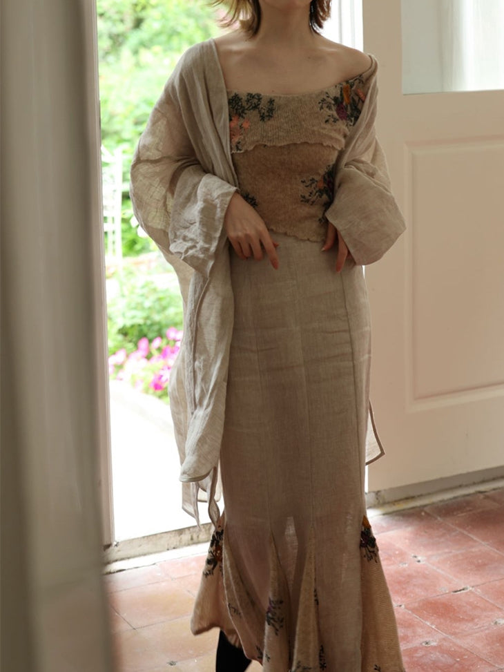 꽃잎이 길고 자연스러운 가디건