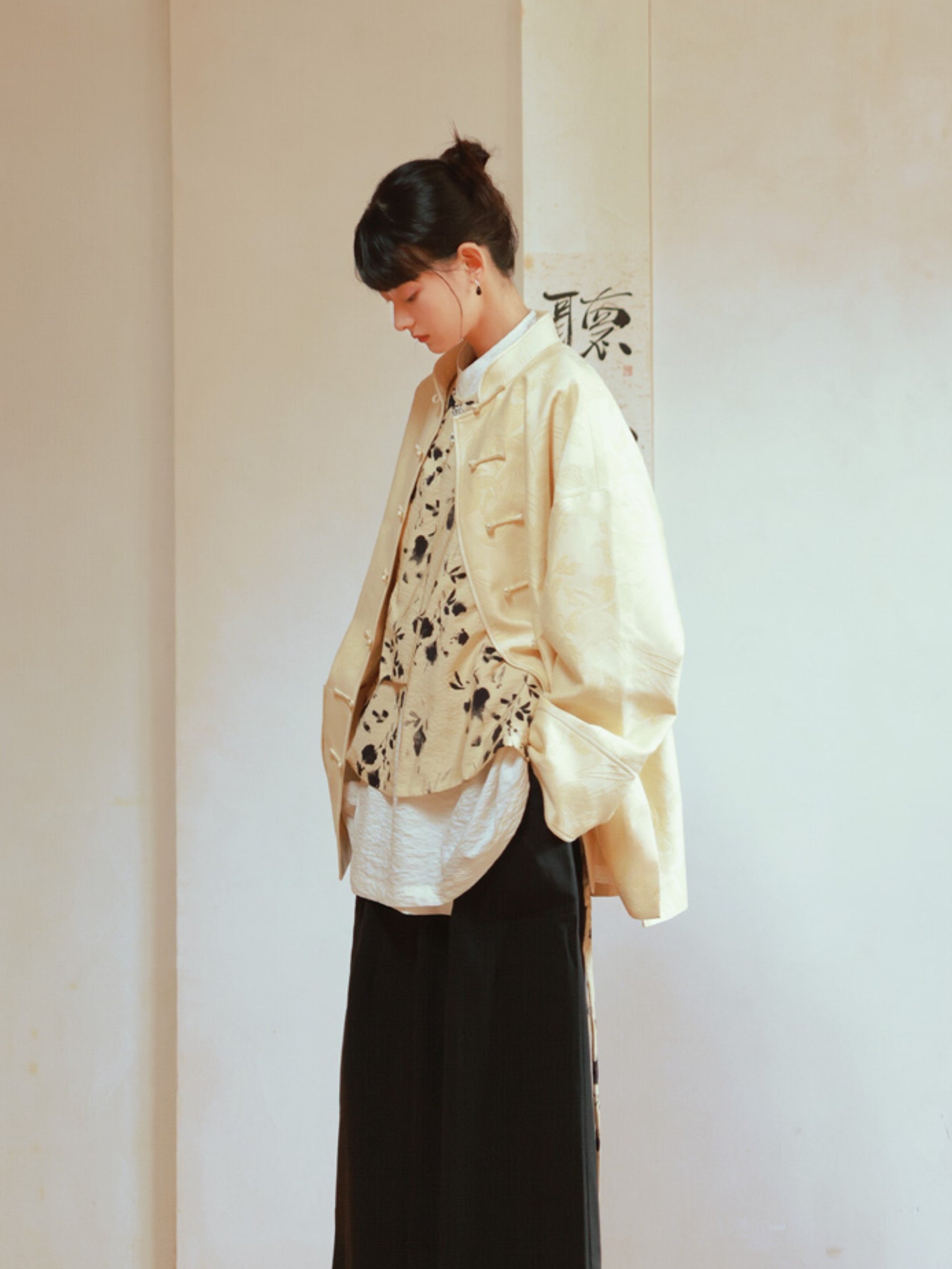 Embroidery China Retro Oversize Jacket